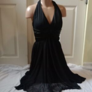 Tailor B. Moss Black Backless Halter Dress, Size 6